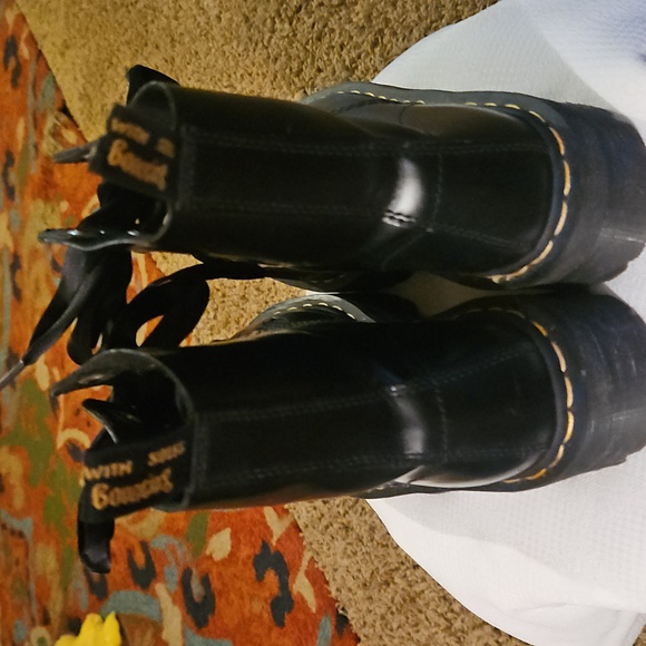 Dr. Martens Molly Platform Women's Black  Combat Boots Sz 7 - Picture 4 of 6